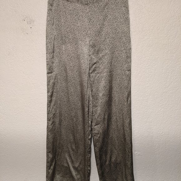 Sage The Label Leopard Print Pants - Picture 4 of 4